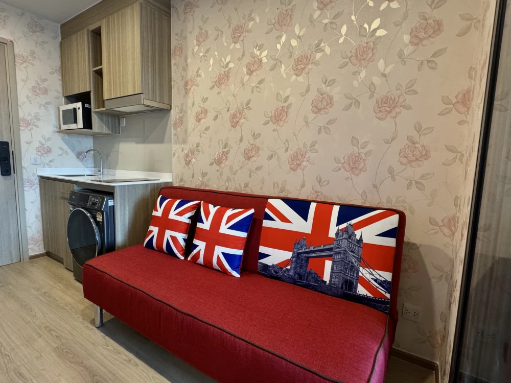 ให้เช่า Life Rama 4 - Asoke ติดวอลเปเปอร์ลายสวยทั้งห้อง Fully Furnished พร้อมอยู่แล้วจ้า