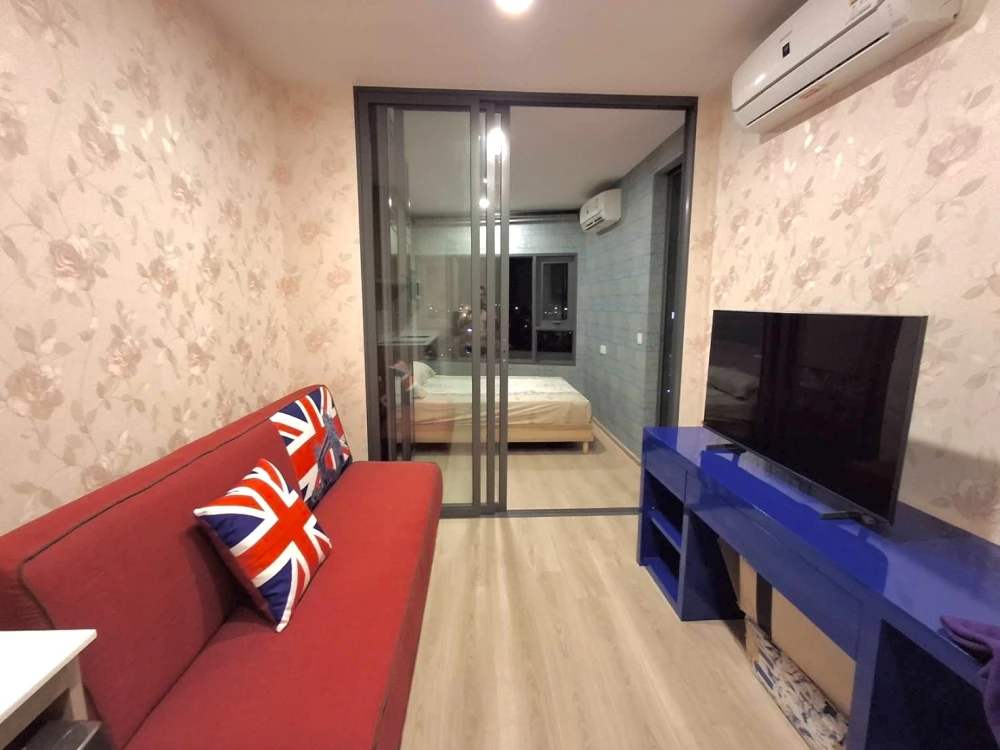 ให้เช่า Life Rama 4 - Asoke ติดวอลเปเปอร์ลายสวยทั้งห้อง Fully Furnished พร้อมอยู่แล้วจ้า