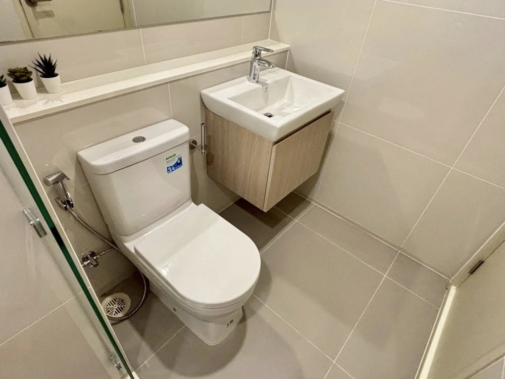 ให้เช่า Life Rama 4 - Asoke ห้องชั้นสูง น่าอยู่ เฟอร์พร้อม + เครื่องใช้ไฟฟ้าครบ จองเลยก่อนพลาด++