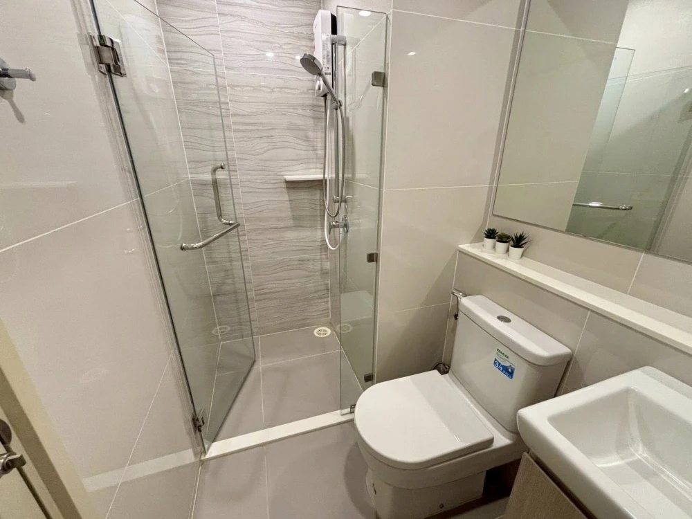 ให้เช่า Life Rama 4 - Asoke ห้องชั้นสูง น่าอยู่ เฟอร์พร้อม + เครื่องใช้ไฟฟ้าครบ จองเลยก่อนพลาด++