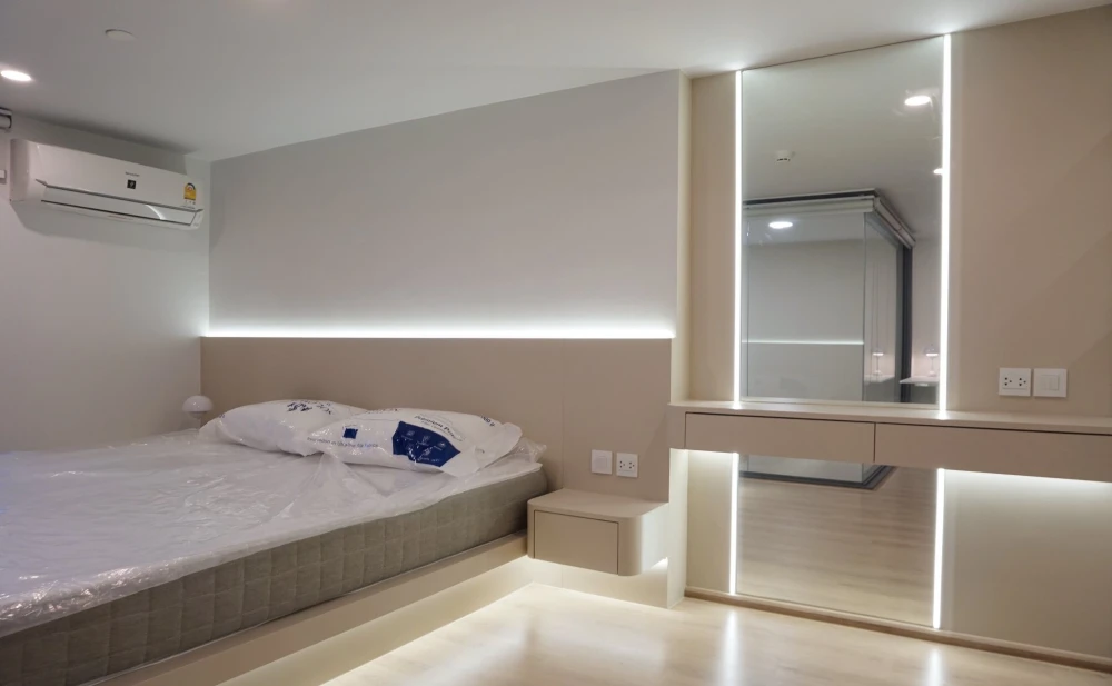 ให้เช่า Life Rama 4 - Asoke ห้องดูเพล็กซ์ ชั้นสูง วิวแม่น้ำ สิ่งอำนวยความสะดวกครบครัน