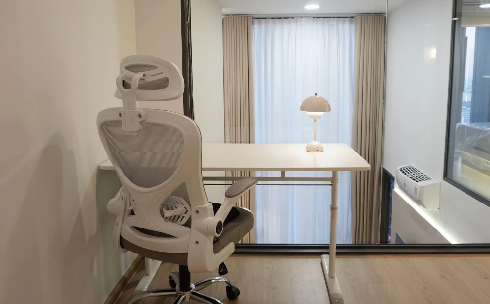 ให้เช่า Life Rama 4 - Asoke ห้องดูเพล็กซ์ ชั้นสูง วิวแม่น้ำ สิ่งอำนวยความสะดวกครบครัน