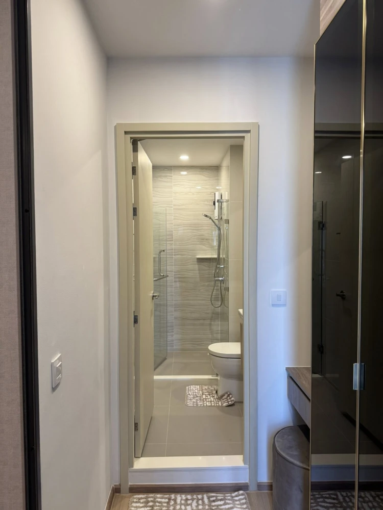 ให้เช่า Life Rama 4 - Asoke ห้องพร้อมอยู่ เฟอร์พร้อม จองเลย