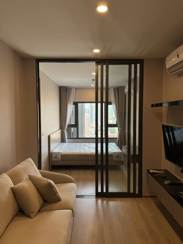 ให้เช่า Life Rama 4 - Asoke ห้องพร้อมอยู่ เฟอร์พร้อม จองเลย