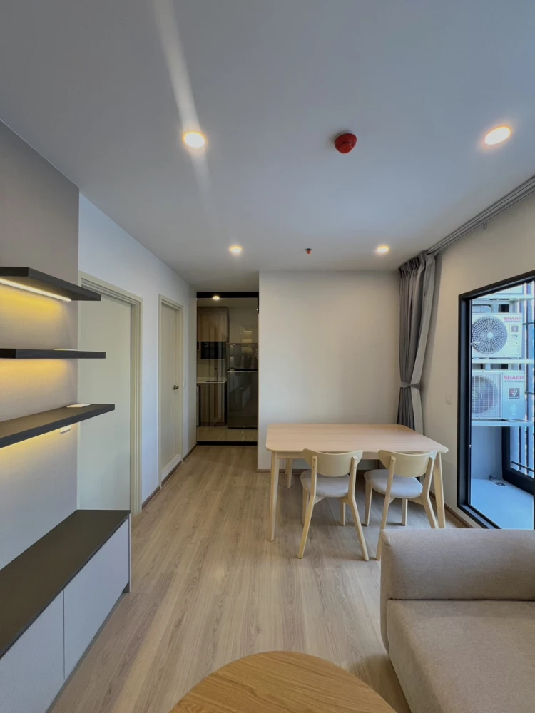 ให้เช่า Life Rama 4 - Asoke ห้องมุม มองเห็นวิวเมืองสวย พื้นที่ใช้สอยเยอะ เฟอร์ครบครัน จองด่วนๆ