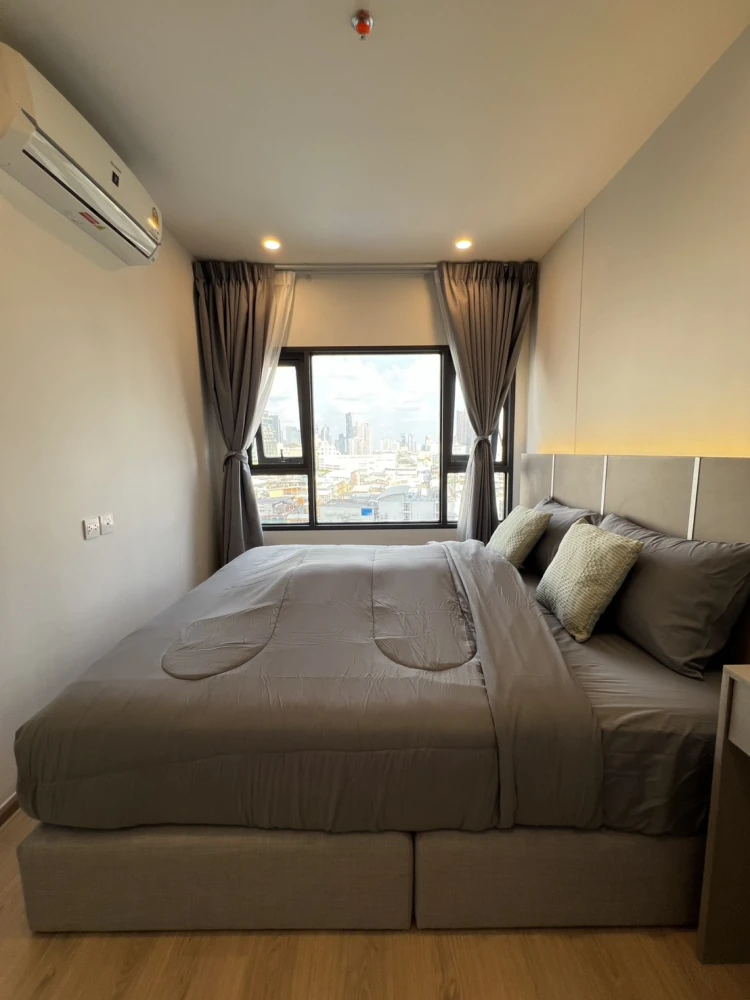 ให้เช่า Life Rama 4 - Asoke ห้องมุม มองเห็นวิวเมืองสวย พื้นที่ใช้สอยเยอะ เฟอร์ครบครัน จองด่วนๆ