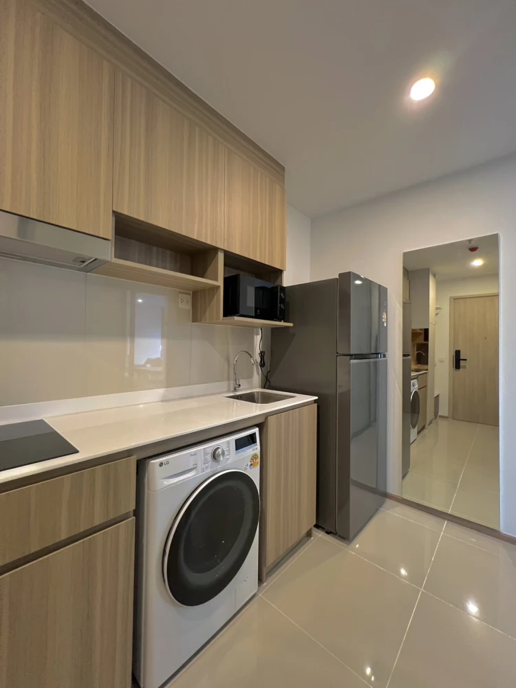 ให้เช่า Life Rama 4 - Asoke ห้องมุม มองเห็นวิวเมืองสวย พื้นที่ใช้สอยเยอะ เฟอร์ครบครัน จองด่วนๆ