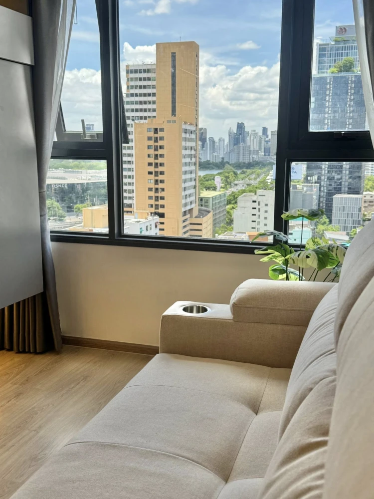 ให้เช่า Life Rama 4 - Asoke ห้องแต่งสวยสไตล์มินิมอล บิ้วอินหัวเตียงสุดปัง มาพร้อมสิ่งอำนวยความสะดวกครบครัน จองเลย