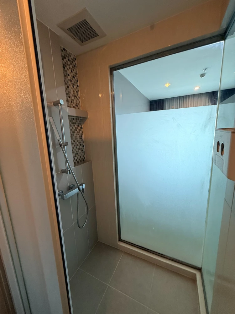 ให้เช่า Life Ratchadapisek ชั้น 10 ห้องน่าอยู่ มาพร้อมการตกแต่งที่ครบครัน จองเลย ด่วนๆ