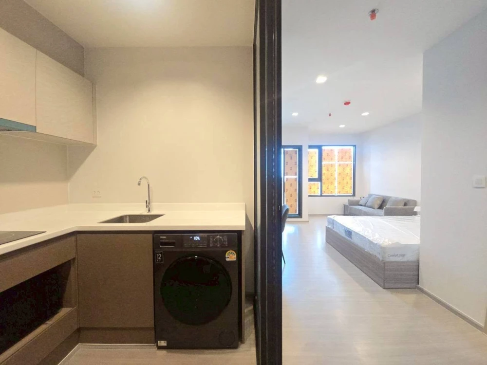 ให้เช่า Life Sathorn - Sierra ชั้น 29 (วิวสูง) ระเบียง ลมดี อากาศถ่ายเท ติดวอลเปเปอร์ให้ทั้งห้องทุกด้าน ห้ามพลาด