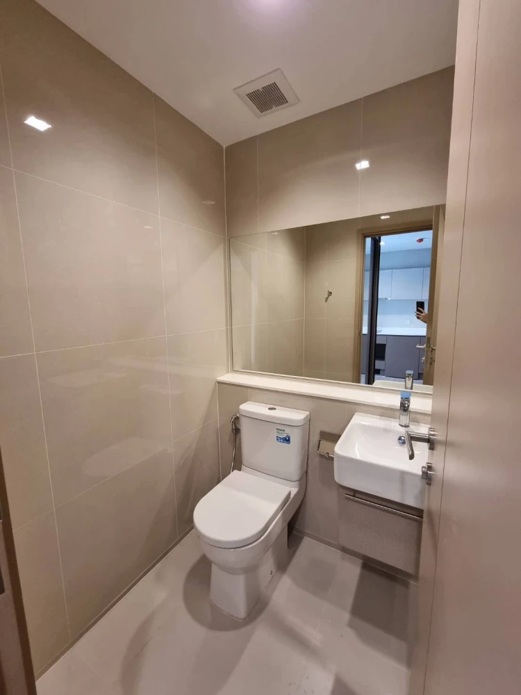 ให้เช่า Life Sathorn-Sierra ชั้น 18 เฟอร์นิเจอร์ เครื่องใช้ไฟฟ้าครบ ย้ายเลย อย่ารีรอ