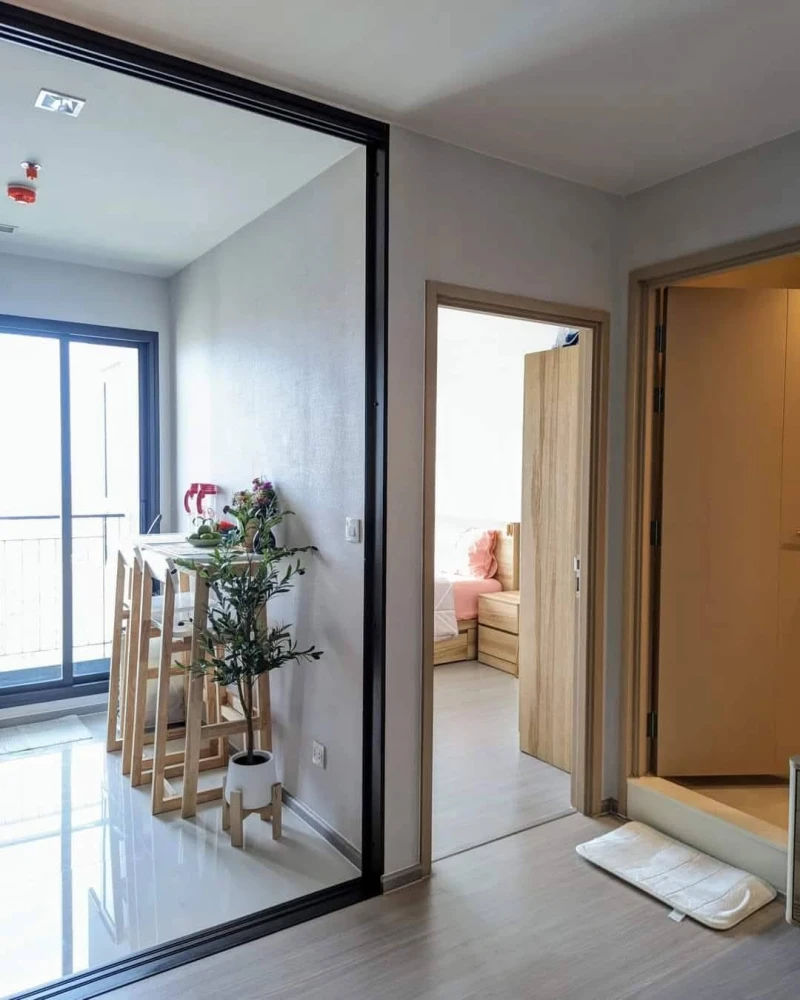 ให้เช่า Life Sathorn-Sierra ชั้น 39 ห้องแต่งครบ พร้อมเข้าอยู่ จองเลย ห้ามพลาด ด่วนๆจ้า