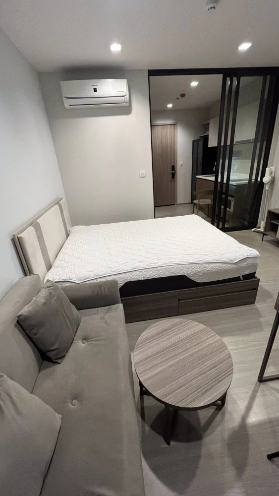 ให้เช่า Life Sathorn-Sierra ห้องน่าอยู่ เครื่องใช้ไฟฟ้าครบครัน มองเห็นวิวสวยจากชั้นสูง จองเลยตอนนี้