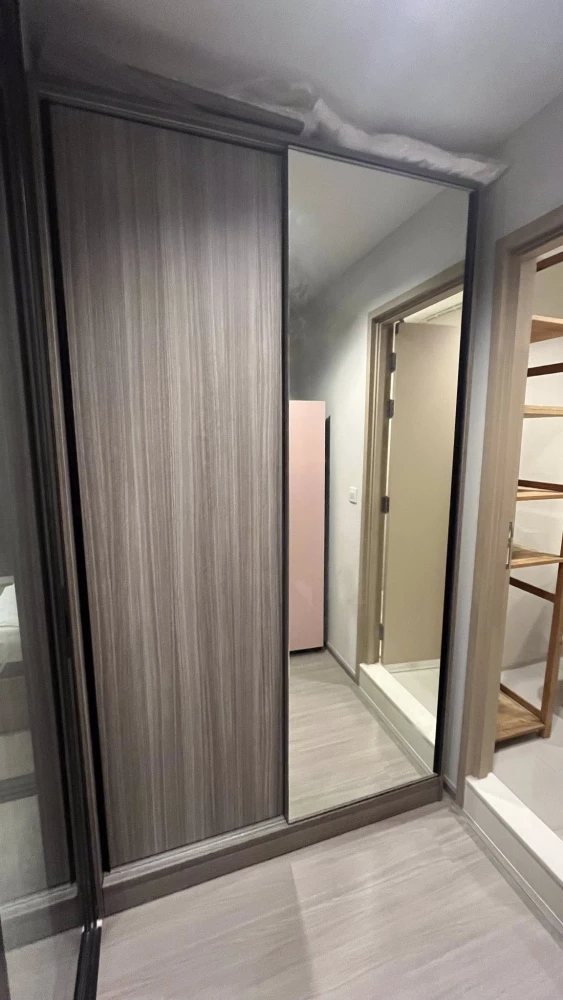 ให้เช่า Life Sathorn-Sierra ห้องน่าอยู่ เครื่องใช้ไฟฟ้าครบครัน มองเห็นวิวสวยจากชั้นสูง จองเลยตอนนี้