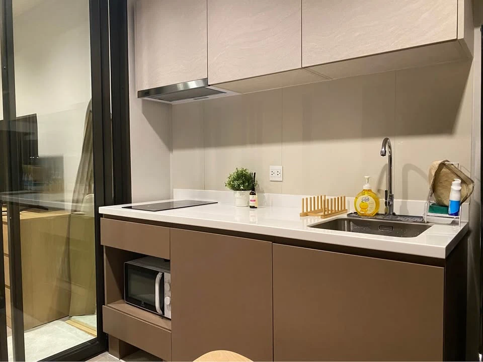 ให้เช่า Life Sathorn-Sierra 1 ห้องนอน ตกแต่งสไตลืมินิมอล ทำเลดี เดินทางสะดวก รีบจองเลยตอนนี้จ้า