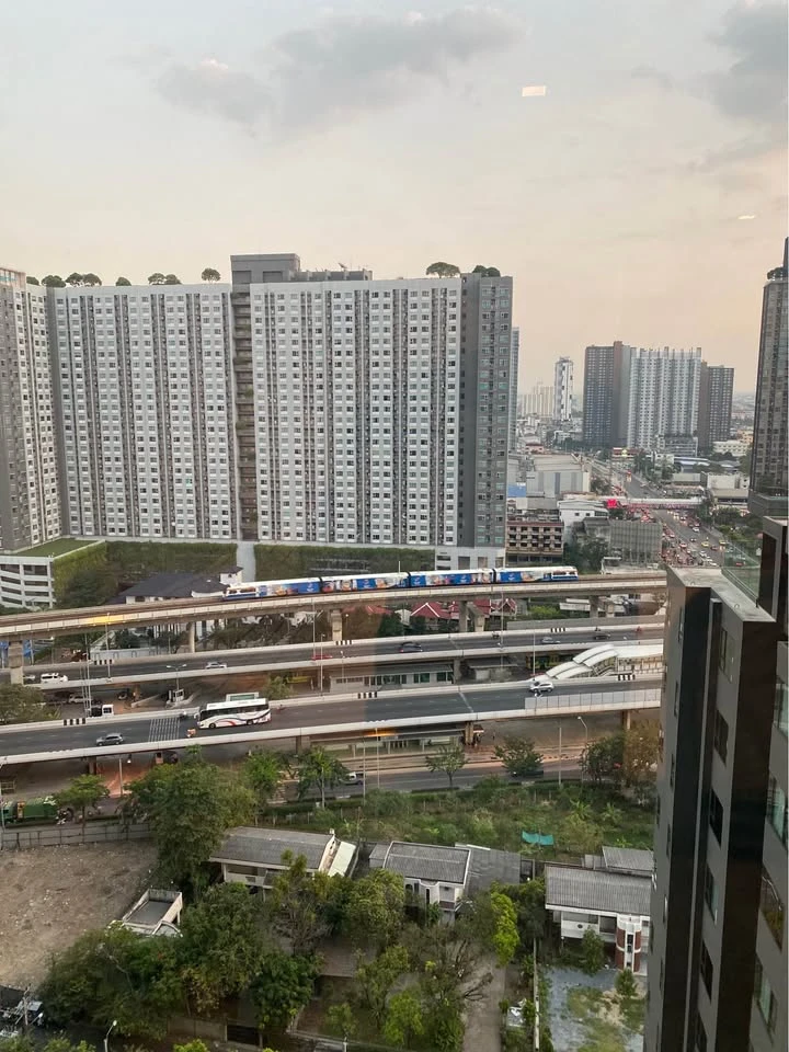 ให้เช่า Life Sathorn-Sierra 1 ห้องนอน ตกแต่งสไตลืมินิมอล ทำเลดี เดินทางสะดวก รีบจองเลยตอนนี้จ้า