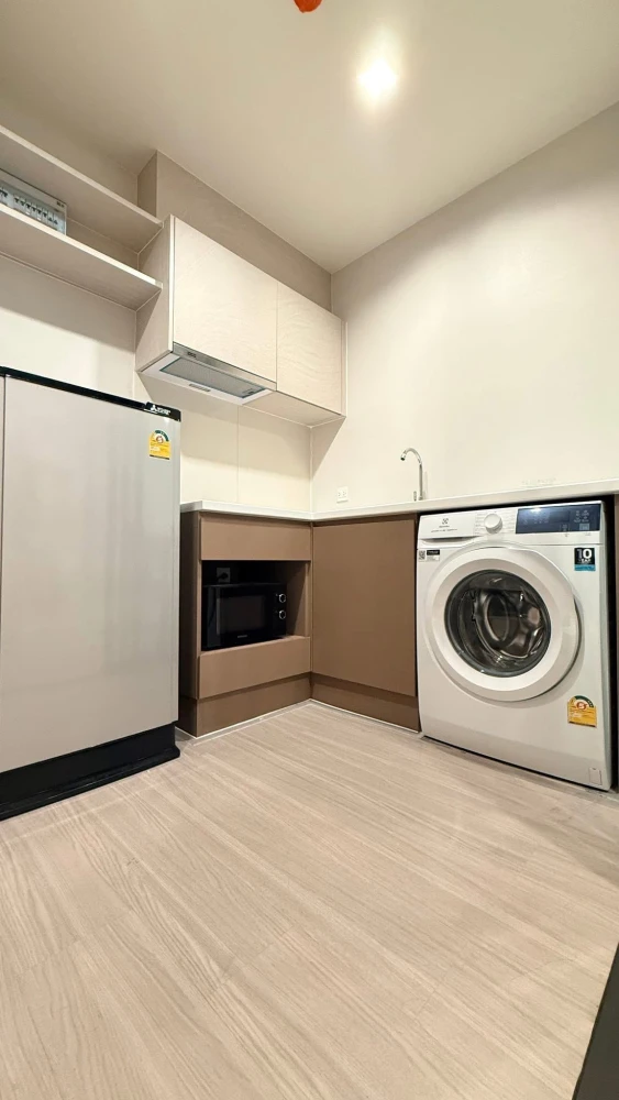 ให้เช่า Life Sathorn-Sierra 1 ห้องนอน 1 ห้องน้ำ ทพเลดี เดินทางสะดวก เฟอร์ครบ รีบจองเลยจ้า