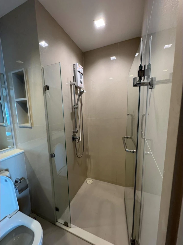 ให้เช่า Life Sathorn Sierra 1 ห้องนอน 1 ห้องน้ำ มาพร้อมWalk-in Closet ในทำเลดี ห้ามพลาด