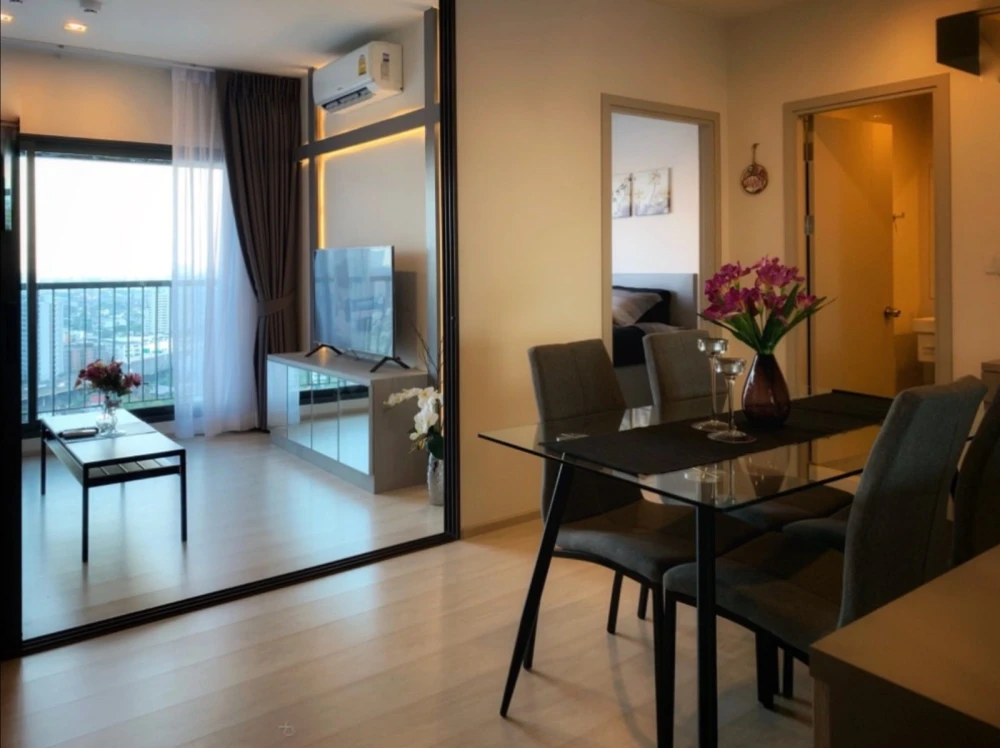 ให้เช่า  Life Sukhumvit 48 ห้องพร้อมอยู่ เฟอร์ครบ หิ้วกระเป๋ามาได้เลย+++
