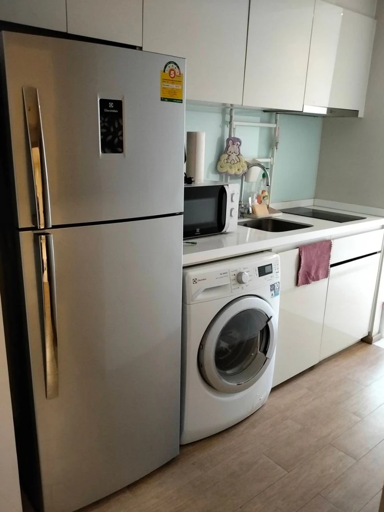 ให้เช่า Liv@49 (Sukhumvit 49) ห้องน่าอยู่ แต่งครบ สนใจรีบจองเลย ห้ามพลาด