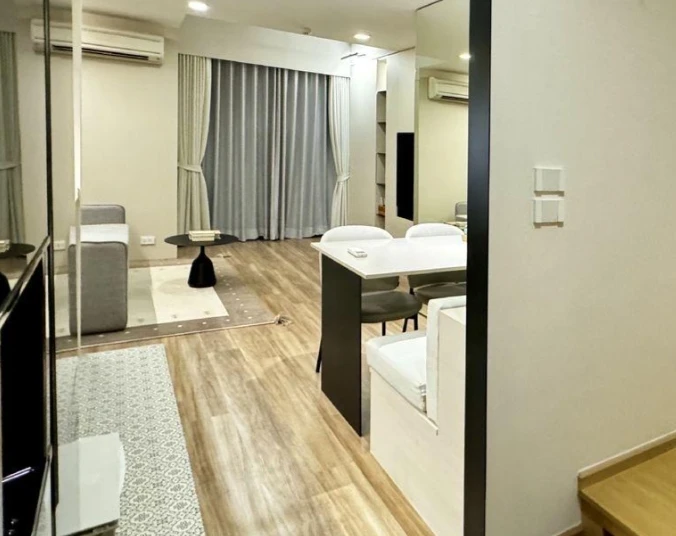 ให้เช่า Liv@49 (Sukhumvit 49) ห้องสวย แต่งครบ น่าอยู่ จองเลย ห้ามพลาด