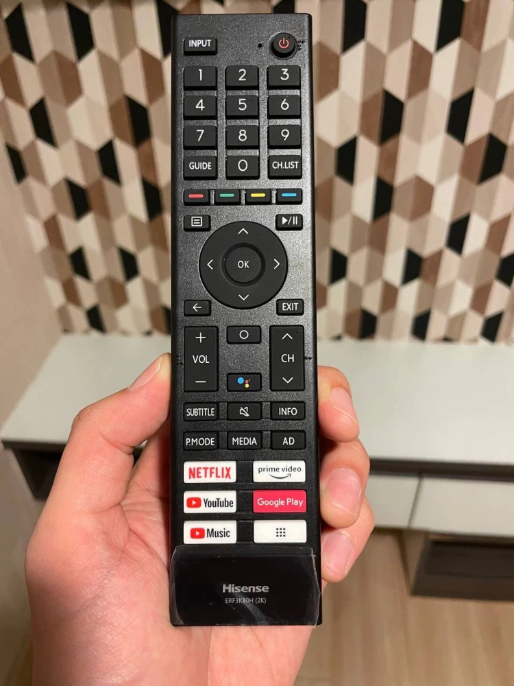 ให้เช่า Living Avenue Bangsaen ห้องชั้น 8 ติดวอลเปเปอร์อย่างดี สิ่งอำนวยความสะดวกครบครัน จองด่วน