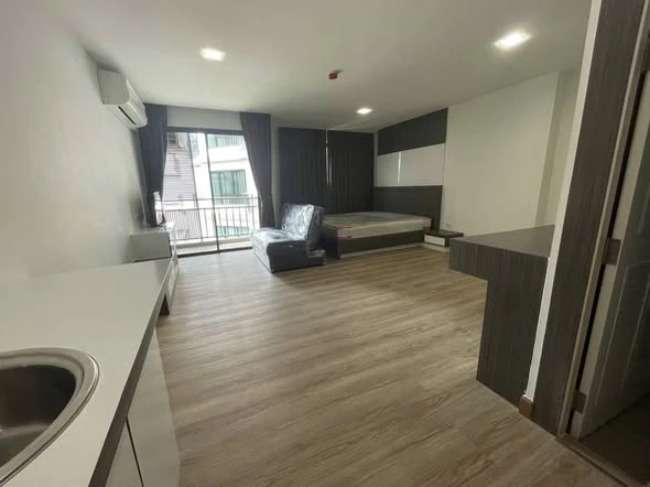 ให้เช่า Living Avenue Bangsaen ห้องน่าอยู่ กว้างขวาอยู่สบาย ราคาสบายกระเป๋า จองเลย