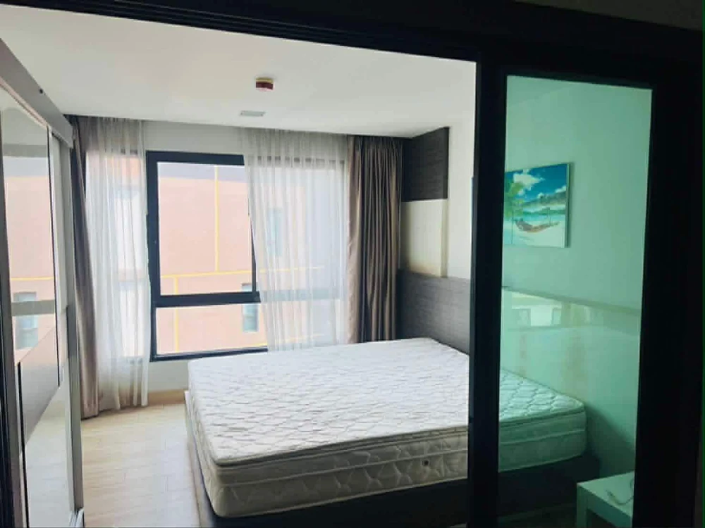 ให้เช่า Living Avenue Bangsaen ห้องน่าอยู่ ชั้น 8 มาพร้อมเฟอร์นิเจอร์ครบครัน หิ้วกระเป๋าเข้าอยู่ได้เลยจ้า