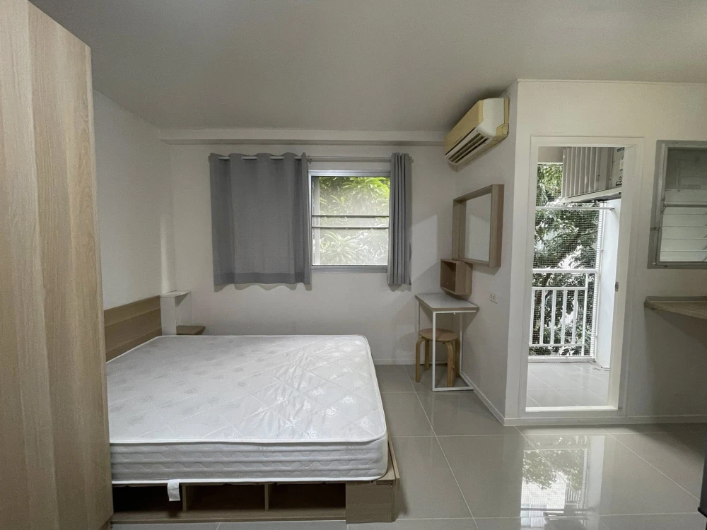 For rent: Lumpini Condotown Chonburi - Sukhumvit, 3rd floor, fully furnished, ready to move in. Book now!