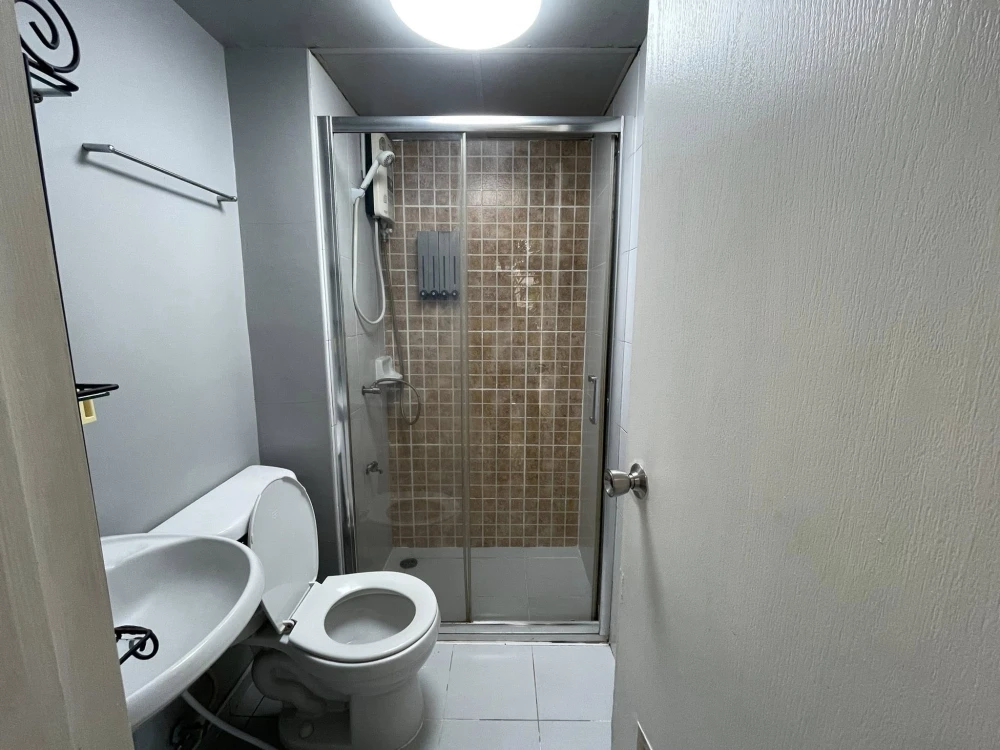 ให้เช่า Lumpini Codotown Chonburi - Sukhumvit ชั้น 3 แต่งครบ น่าอยู่ จองเลย