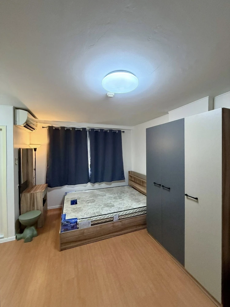 ให้เช่า Lumpini Codotown Chonburi - Sukhumvit ห้องน่าอยู่ มาพร้อมเฟอร์นิเจอร์และสิ่งอำนวยความสะดวกครบครัน รีบจองเลยตอนนี้