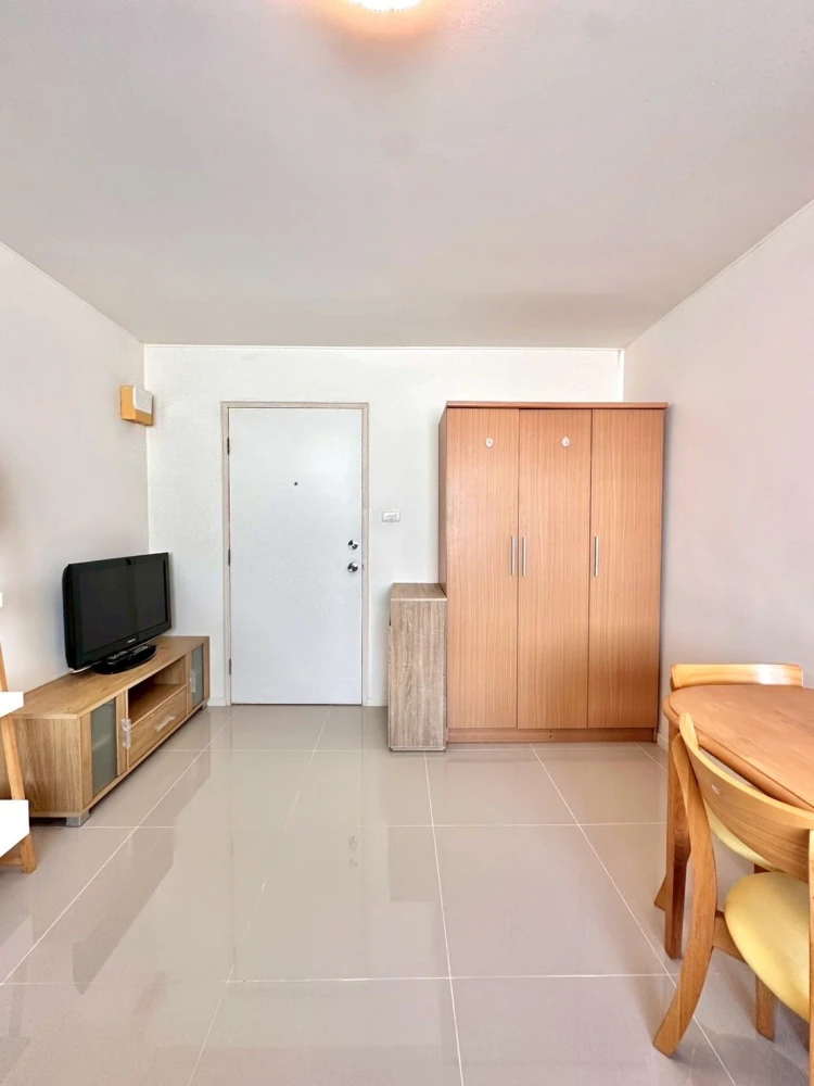 ให้เช่า Lumpini Codotown Chonburi - Sukhumvit 1 ห้องนอน 1 ห้องน้ำ เฟอร์นิเจอร์ครบครัน ดีแบบนี้จะรออะไร