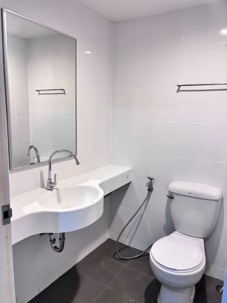 ให้เช่า Lumpini Condo Town รามอินทรา - ลาดปลาเค้า 1 ห้องสวย เฟอร์นิเจอร์ครบ ราคาดีสุด พลาดแล้วจะเสียดาย