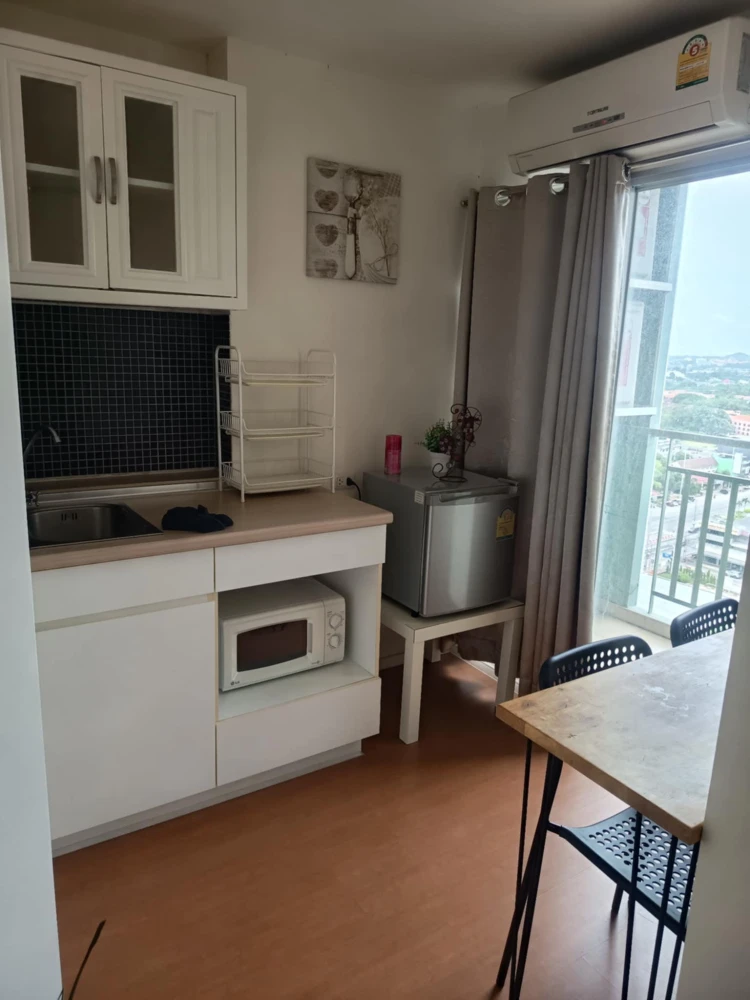 ให้เช่า Lumpini Condo Town Pattaya-Sukhumvit ห้องพร้อมอยู่ เฟอร์พร้อม หิ้วกระเป๋ามาได้เลย!!
