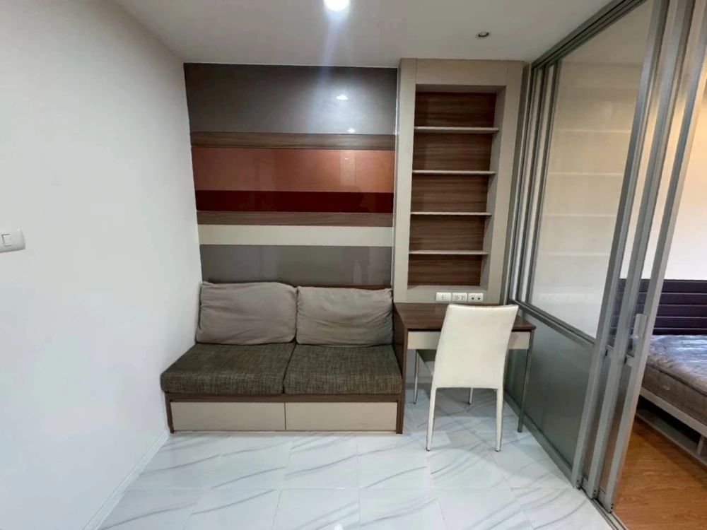 ให้เช่า Lumpini Condo Town Ramindra-Lat Pla Khao ชั้น 4 แต่งครบ น่าอยู่ จองเลย