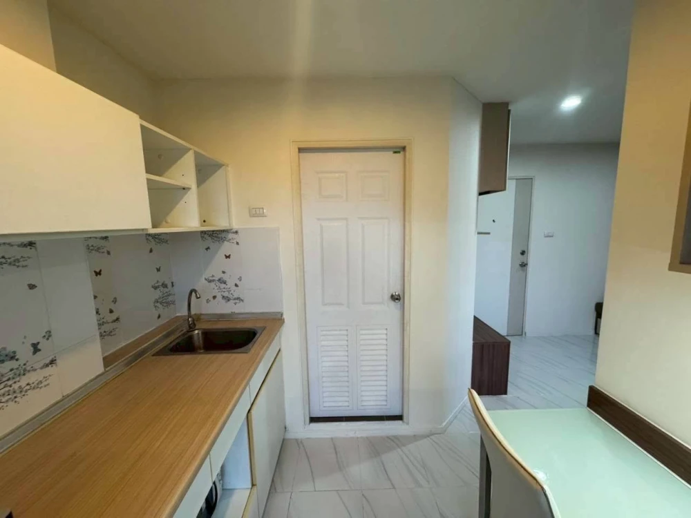 ให้เช่า Lumpini Condo Town Ramindra-Lat Pla Khao ชั้น 4 แต่งครบ น่าอยู่ จองเลย