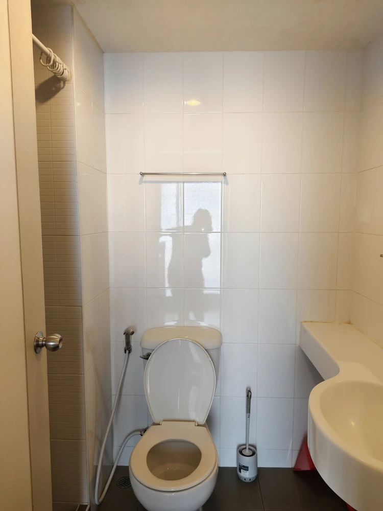 ให้เช่า Lumpini Condo Town Ramindra-Lat Pla Khao ห้องกั้นแยกอย่างดี ราคาอย่างโดน จองเลย