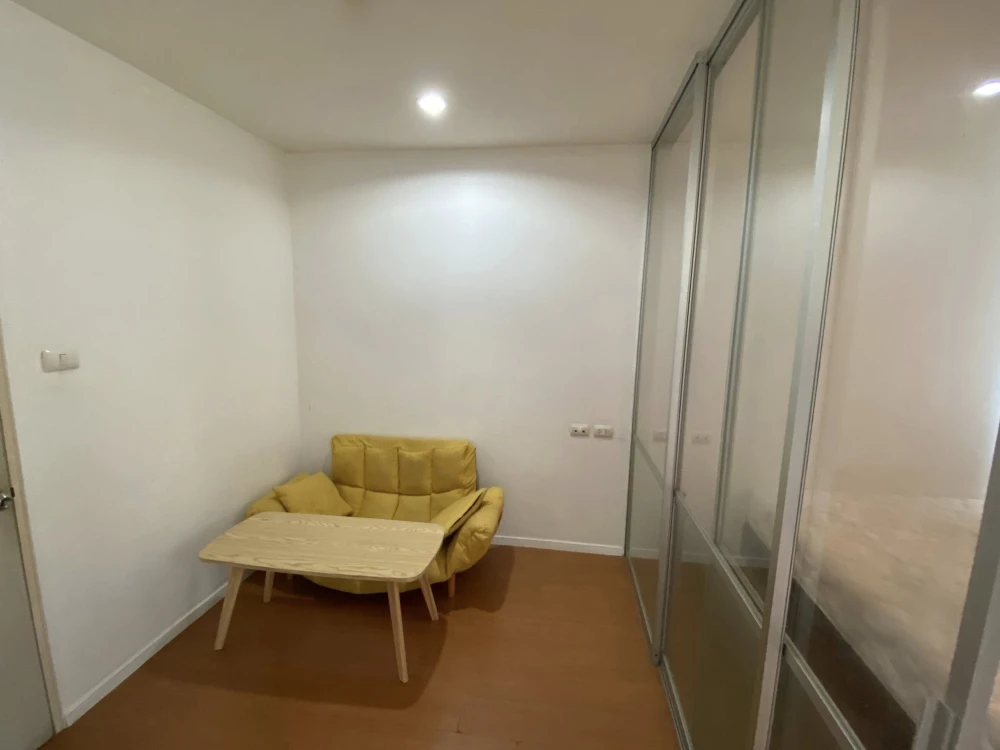 ให้เช่า Lumpini Condo Town Ramindra-Lat Pla Khao ห้องน่าอยู่ ชั้น 2 มาพร้อมสิ่งอำนวยความสะดวกครบครัน จองเลยตอนนี้