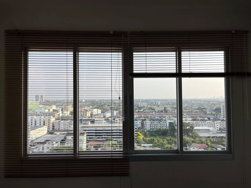 ให้เช่า Lumpini Condo Town Ramintra – Nawamin ห้องพร้อมอยู่ เฟอร์ เครื่องใช้ไฟฟ้าครบครบ มาอต่ตัวเข้าอยูู่ได้เลย