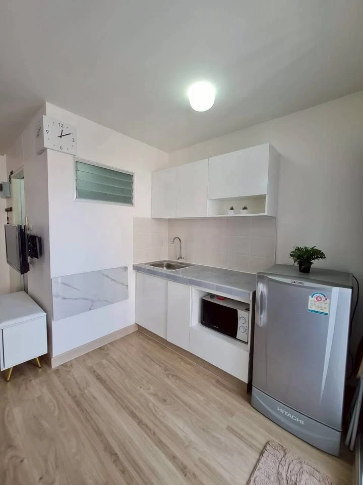 ให้เช่า Lumpini Condo Town Rattanathibet ห้องชั้น 5 มาพร้อมเฟอร์นิเจอร์ครบครัน หิ้วกระเป๋าเข้าอยู่ได้เลยจ้า