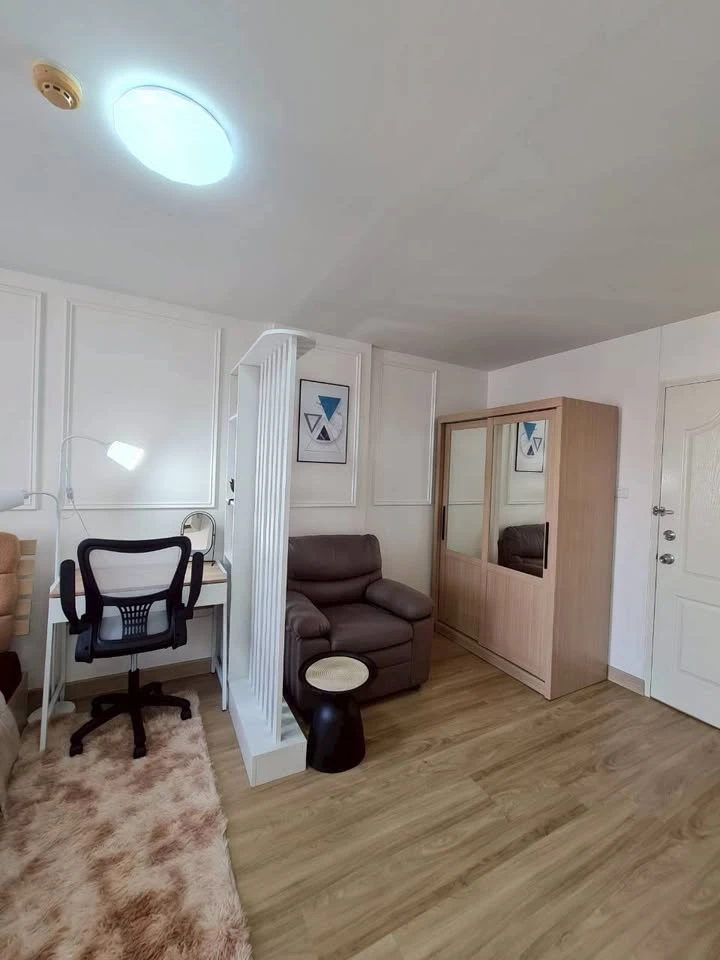 ให้เช่า Lumpini Condo Town Rattanathibet ห้องชั้น 5 มาพร้อมเฟอร์นิเจอร์ครบครัน หิ้วกระเป๋าเข้าอยู่ได้เลยจ้า