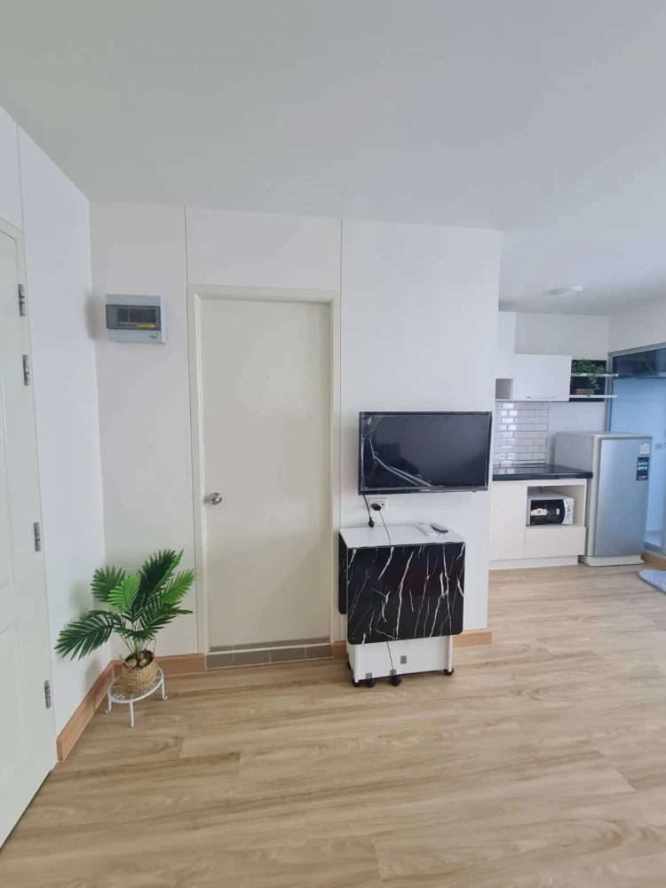 ให้เช่า Lumpini Condo Town Rattanathibet ห้องน่าอยู่ ตกแแต่งมีสไตล์ มาพร้อมเฟอร์ครบครัน รีบจองด่วนๆเลย