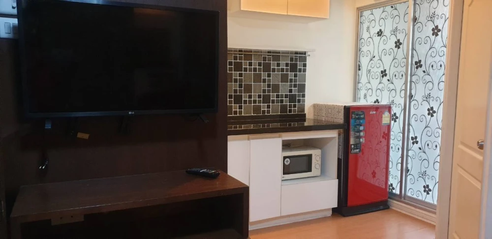 ให้เช่า Lumpini Condo Town Rattanathibet ห้องพร้อมอยู่ เฟอร์พร้อม ราคาสบายกระเป๋า จองเลย