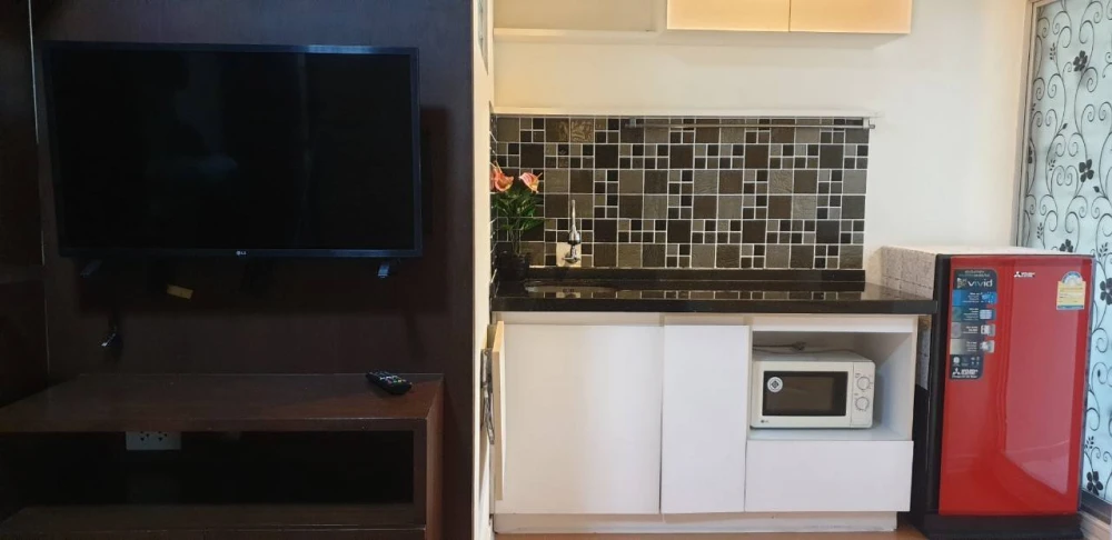 ให้เช่า Lumpini Condo Town Rattanathibet ห้องพร้อมอยู่ เฟอร์พร้อม ราคาสบายกระเป๋า จองเลย
