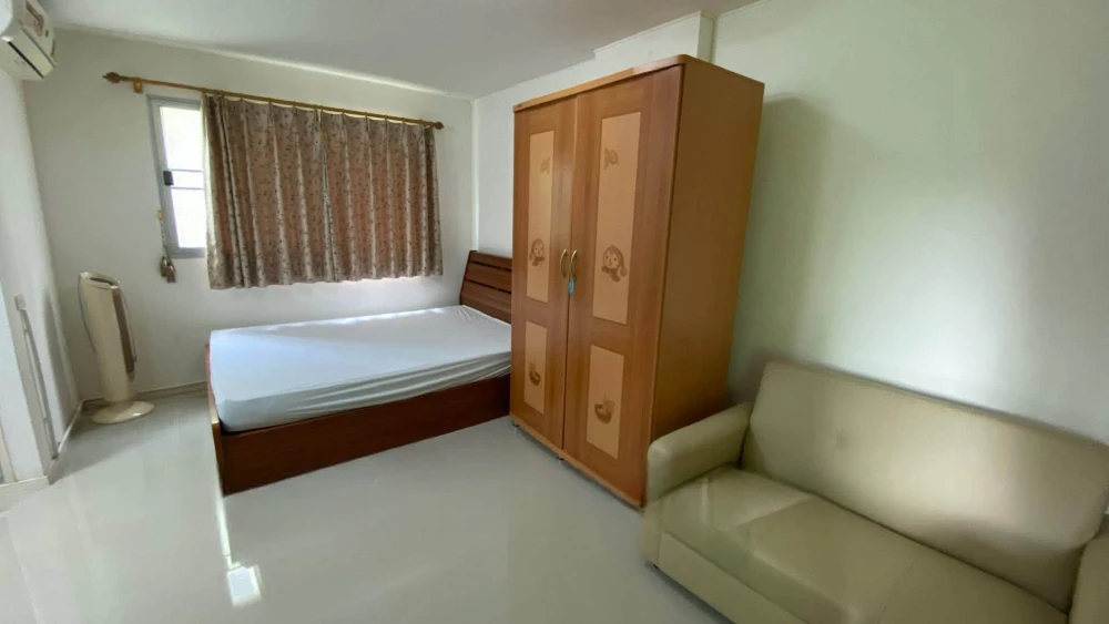 ให้เช่า Lumpini Condotown Chonburi - Sukhumvit ห้องชั้น 4 เฟอร์นิเจอร์ครบครัน จองเลย