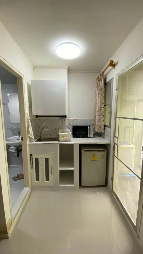 ให้เช่า Lumpini Condotown Chonburi - Sukhumvit ห้องชั้น 4 เฟอร์นิเจอร์ครบครัน จองเลย