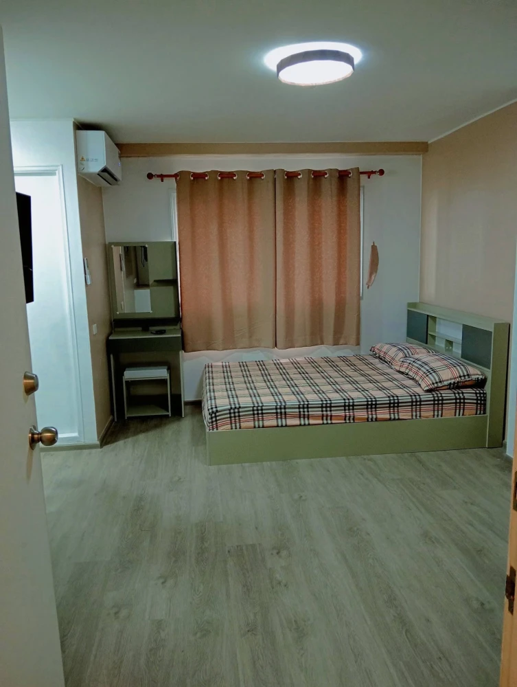 ให้เช่า Lumpini Condotown Chonburi - Sukhumvit ห้องชั้น 7 เฟอร์นิเจอร์ครบครัน ทำเลดี จองเลย