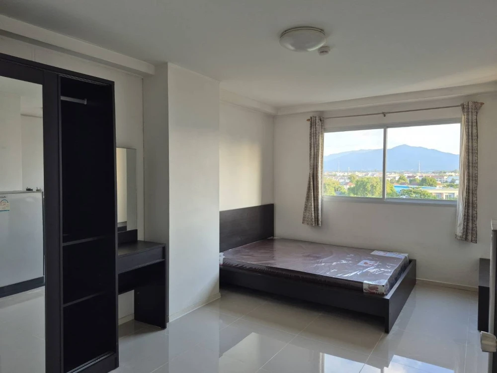 ให้เช่า Lumpini Condotown Chonburi - Sukhumvit ห้องมุมให้ความเป็นส่วนตัว เห็นวิวภูเขาสวย รีบจองเลย