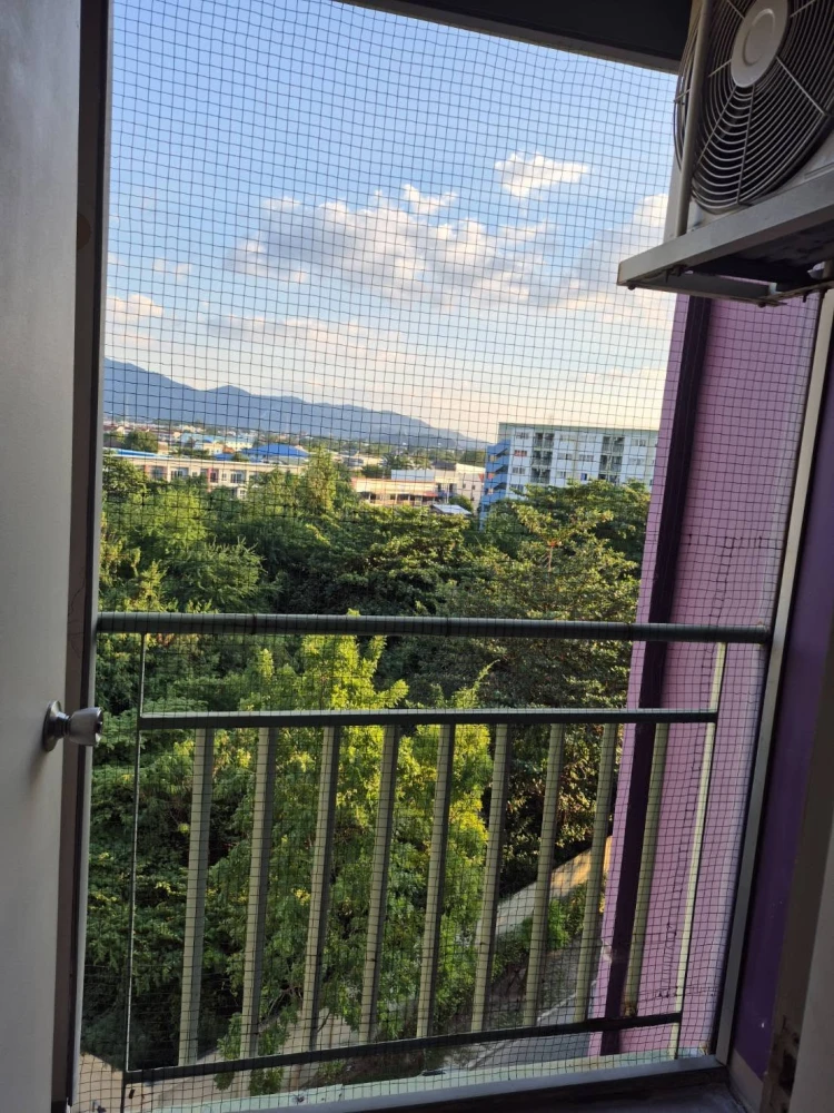 ให้เช่า Lumpini Condotown Chonburi - Sukhumvit ห้องมุมให้ความเป็นส่วนตัว เห็นวิวภูเขาสวย รีบจองเลย