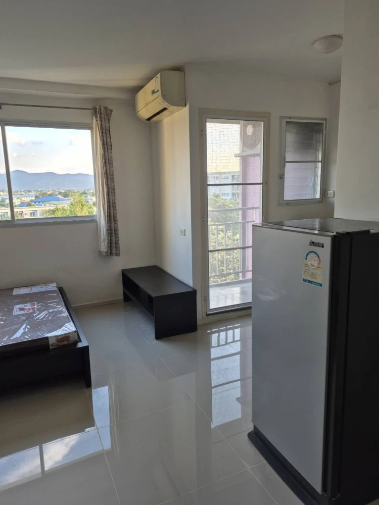 ให้เช่า Lumpini Condotown Chonburi - Sukhumvit ห้องมุมให้ความเป็นส่วนตัว เห็นวิวภูเขาสวย รีบจองเลย